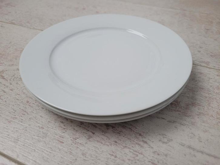 Witte Borden - Set van 3, Huis en Inrichting, Keuken | Servies, Zo goed als nieuw, Bord(en), Effen, Keramiek, Ophalen