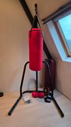 Bokszak met ophangsysteem en toebehoren, Ophalen, Zo goed als nieuw, Bokszak