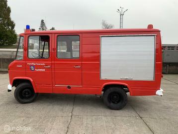 Verkocht Mercedes 409 benzine brandweer camper 1976