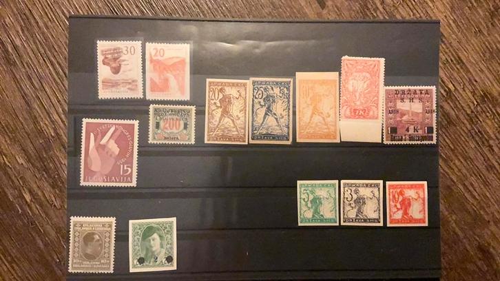 #32 Keline verzameling ouder Joegoslavie, pf/ongestempeld, Postzegels en Munten, Postzegels | Volle albums en Verzamelingen, Buitenland