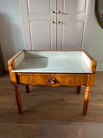 Antiek wastafeltje met marmer blad, Antiek en Kunst, Antiek | Meubels | Tafels, Ophalen of Verzenden