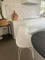Witte stoel, Ophalen, Gebruikt