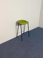 6 x Barkruk De Vorm LJ3, groene zitting, zwart frame, Ophalen, Met voetsteun, 60 tot 90 cm, Gebruikt