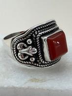 Prachtige ring met carneool, Ophalen of Verzenden, Zo goed als nieuw, 17 tot 18, Dame