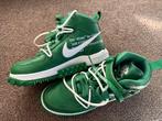 Off-White x Nike Air Force 1 'Pine Green’ (2025) maat 42,5, Kleding | Heren, Schoenen, Overige kleuren, Nike x Off White, Ophalen of Verzenden
