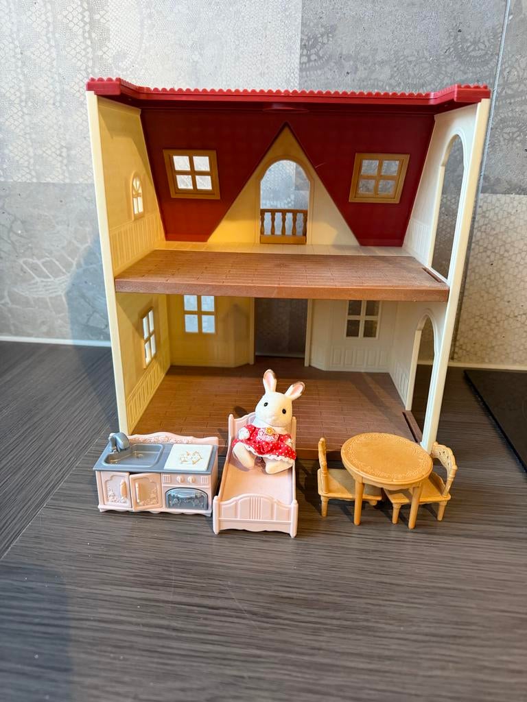 Sylvanian Families Startershuis - Zo goed als nieuw!, Kinderen en Baby's, Speelgoed | Poppenhuizen, Ophalen, Zo goed als nieuw