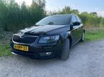 Skoda Octavia Combi 1.4 TSI zwart, Auto's, Skoda, Stof, Zwart, 4 cilinders, Zwart
