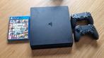 PS4 Zo goed als nieuw te koop met 2 controllers(incl kabels), Spelcomputers en Games, Spelcomputers | Sony PlayStation 4, Met 2 controllers
