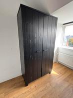 Stevige zwarte kledingkast van het merk Woood, Huis en Inrichting, Ophalen, 100 tot 150 cm, Met hangruimte, Zo goed als nieuw
