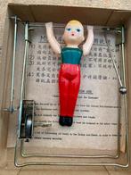 Vintage Mechanisch Speelgoed - Turnende Pop, Antiek en Kunst, Ophalen of Verzenden