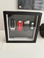 Showcase met Ferrari, BMW, Mercedes,Lamborghini sleutels., Ophalen of Verzenden, Zo goed als nieuw, Overige typen