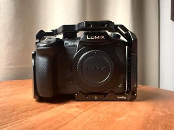 Panasonic Lumix GH5 met V-Log upgrade & SmallRig cage beschikbaar voor biedingen