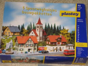 Plastoy/Faller dorpset Grunstein Reichenbach beschikbaar voor biedingen