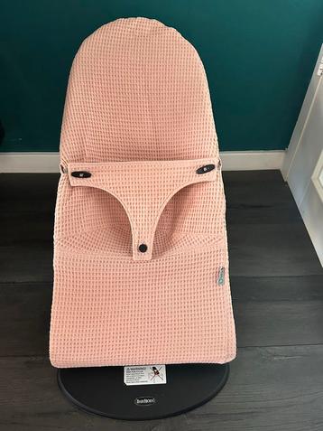 Baby Bjorn Wipstoel + 2 Hoezen roze en bruin! beschikbaar voor biedingen