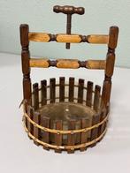 Antiek Vintage 1950 houten hout wensput mand notenkraker, Ophalen of Verzenden