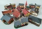 Huisjes H0 van vooral FALLER, 11 stuks en een kerk, Hobby en Vrije tijd, Modeltreinen | H0, Overige merken, Gebruikt, Gelijkstroom of Wisselstroom
