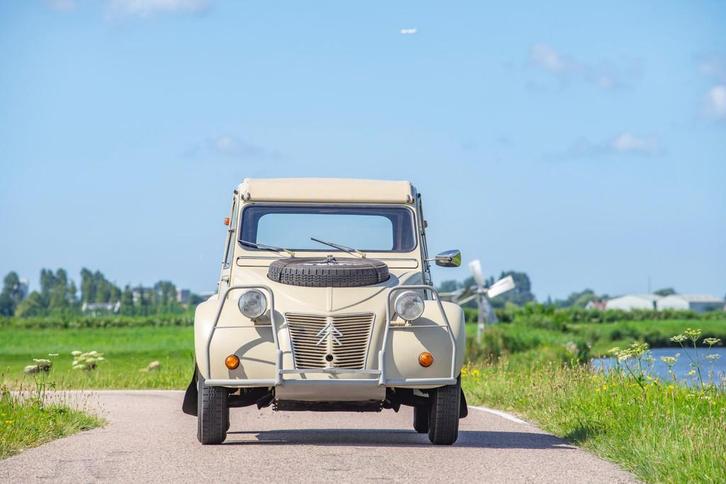 Citroen 2 CV 4x4 Sahara, Auto's, Citroën, Bedrijf, Te koop, 2CV, Open dak, Benzine, Cabriolet, Handgeschakeld, Origineel Nederlands