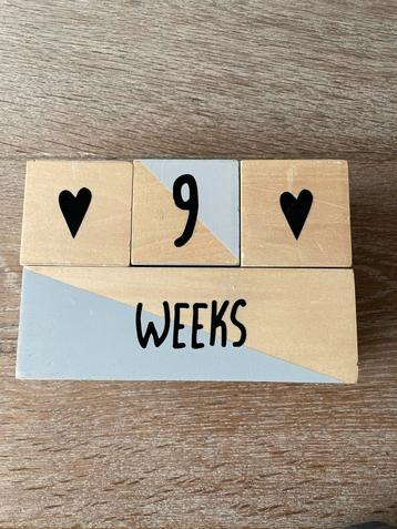 Houten Blokken Kalender Baby Jollein beschikbaar voor biedingen