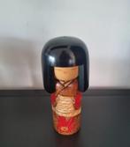 Mooie Autumn Leaves Kokeshi van Kisaku, Verzenden