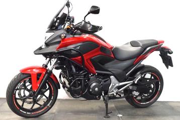 HONDA NC 750 X ABS (bj 2014) Rood , LED mistlampen valbeugel beschikbaar voor biedingen