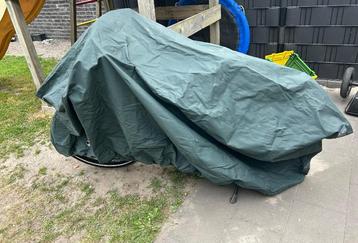 Fietshoes voor 2 fietsen beschikbaar voor biedingen