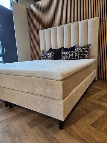 Nieuw boxspring teddy japandi 180x200 bed wit creme beige beschikbaar voor biedingen