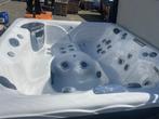 MasterSpas TS 8.2 grote Amerikaanse Jacuzzi jong gebruikt, Tuin en Terras, Bubbelbaden en Hottubs, Ophalen, Zo goed als nieuw