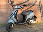 Piaggio zip blauw kenteken, Fietsen en Brommers, Scooters | Piaggio, Zip, Ophalen of Verzenden, Zo goed als nieuw, Benzine