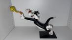 Sylvester snatching Tweety - Leblon Delienne, Verzamelen, Ophalen, Overige figuren, Zo goed als nieuw, Beeldje of Figuurtje