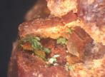 Bijzonder stukje Torberniet., Verzamelen, Mineralen en Fossielen, Ophalen of Verzenden, Mineraal
