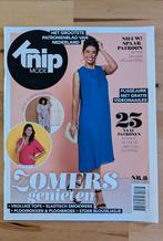 Knip mode nr 8 augustus 2023 smokwerk en plooien, jurken, Hobby en Vrije tijd, Kledingpatronen, Ophalen of Verzenden, Gebruikt