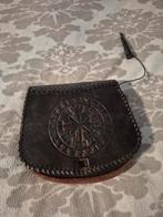 Deepeeka Leather bag with Vegvisir, Hobby en Vrije tijd, Kostuums, Theaterbenodigdheden en LARP, Ophalen of Verzenden, Zo goed als nieuw