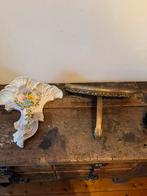 1 houten en 1 porseleinen wand console, Ophalen of Verzenden