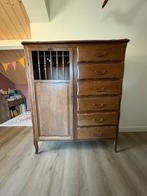 Brocante Queen Ann Meidenkast, Antiek en Kunst, Antiek | Meubels | Kasten, Ophalen of Verzenden