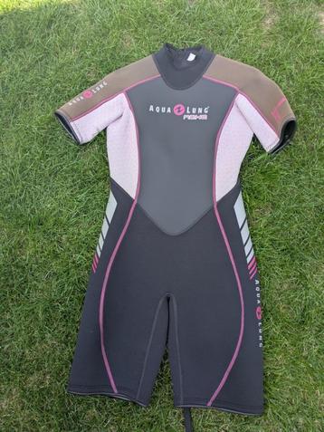 Dameswetsuit shorty Aqualung 3mm mt42 beschikbaar voor biedingen