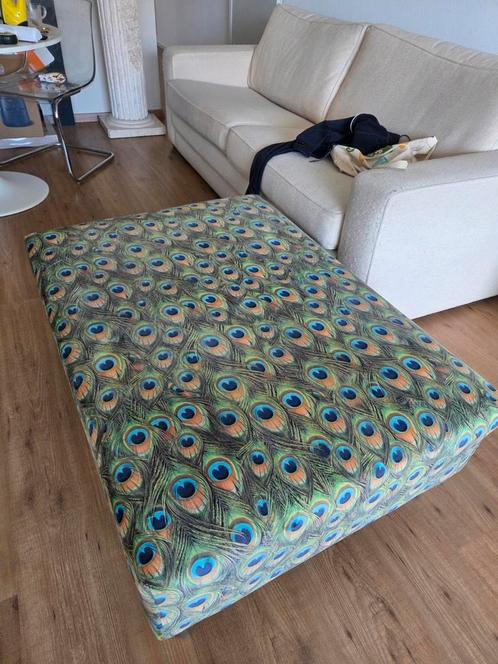 ZGAN poef velvet stof met pauwen print groen, Huis en Inrichting, Banken | Voetenbanken en Poefen, Zo goed als nieuw, 75 tot 100 cm