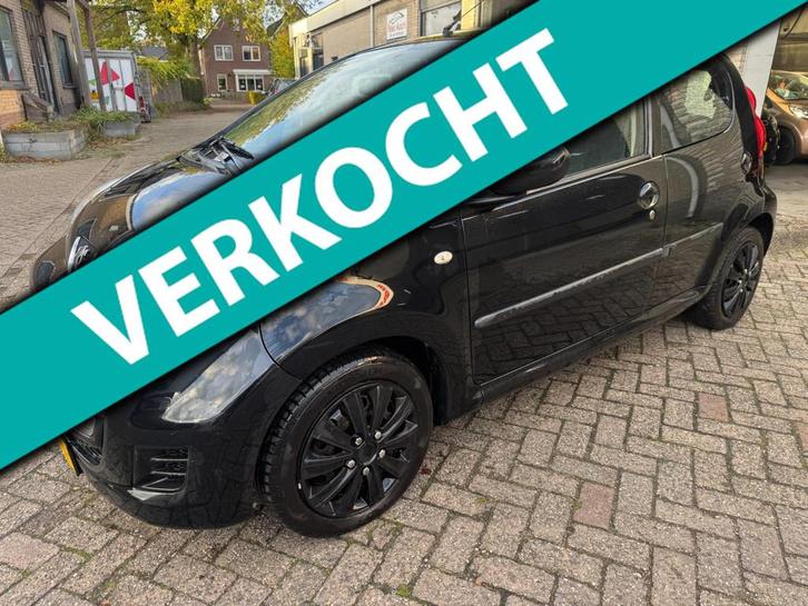 Peugeot 107 1.0-12V XS AIRCO ORG 129495 KM NAP O.H BOEKJES B, Auto's, Peugeot, Te koop, ABS, Airbags, Airconditioning, Centrale vergrendeling