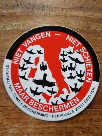 Sticker Bescherming trekvogels: Niet vangen, niet schieten beschikbaar voor biedingen