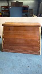 Vintage gym kast, Ophalen