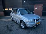 Suzuki Grand Vitara 2.0 5D 2002 Grijs, Auto's, 1995 cc, 4 cilinders, Grand Vitara, Handgeschakeld