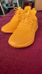 Sneakers  schoenen nieuw,geel, Ophalen of Verzenden, Nieuw, Schoenen