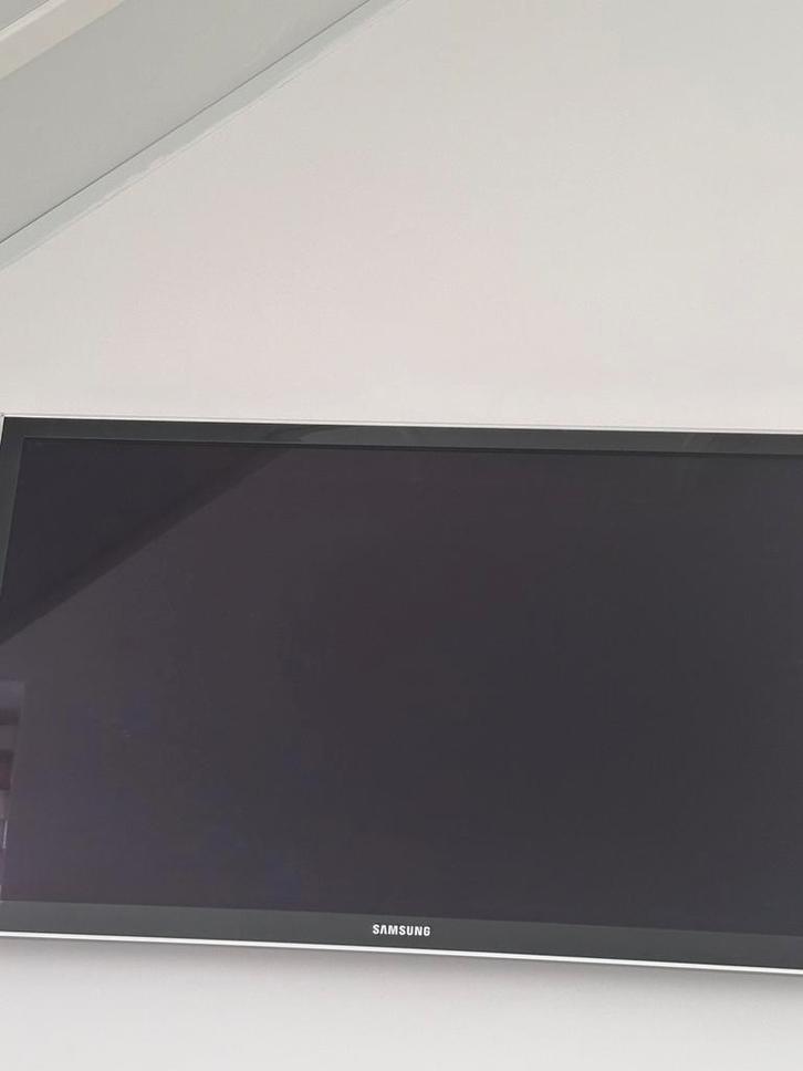 Samsung tv inclusief hangbeugel, Audio, Tv en Foto, Televisie-accessoires, Gebruikt, Ophalen
