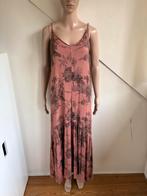 By Bar lange jurk crinkle maat S bruin zwart print, Kleding | Dames, Jurken, By bar, Bruin, Ophalen of Verzenden, Zo goed als nieuw