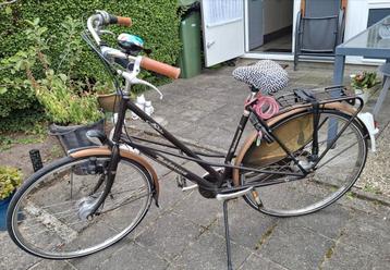 Matbruine Batavus Stabilo damesfiets, weinig gebruikt. beschikbaar voor biedingen