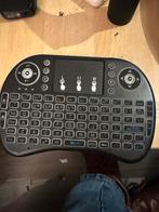 Mini Draadloos Toetsenbord met Touchpad, Gebruikt, Multimediatoetsen, Ophalen of Verzenden, Draadloos