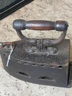 Antieke Gietijzer/strijkijzer groot, Ophalen of Verzenden