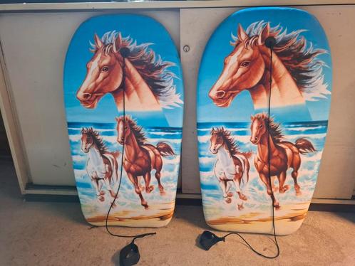 Twee surfboards 82x45 cm, Watersport en Boten, Golfsurfen, Gebruikt, Funboard, Met koord, Ophalen
