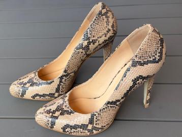 Manfield leren pumps slangenprint maat 40 z.g.a.n. beschikbaar voor biedingen