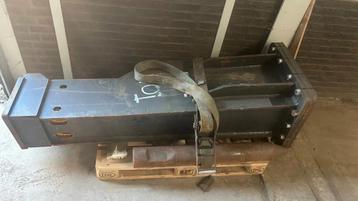 Mustang sloophamer 20 / 25ton crane 1500 kg (bj 2022) beschikbaar voor biedingen