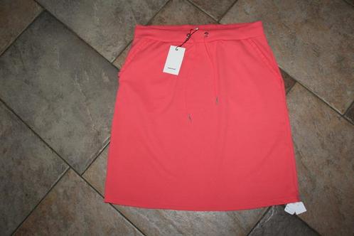 Soyaconcept vlot zalmkleur stretch rok mt XL KOOPJE, Kleding | Dames, Rokken, Nieuw, Maat 46/48 (XL) of groter, Overige kleuren